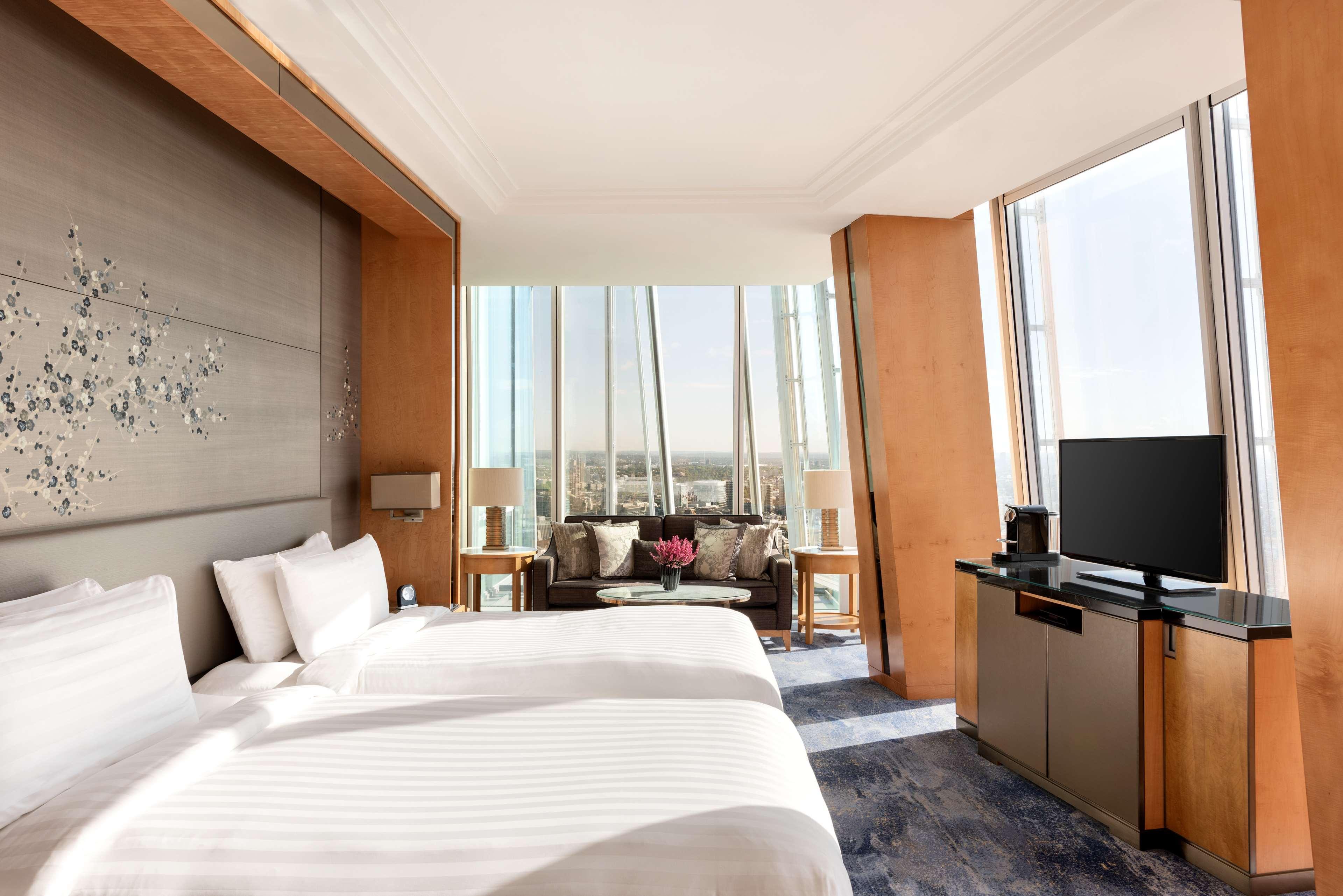 Shangri-La The Shard, London Exteriör bild Deluxe Suite