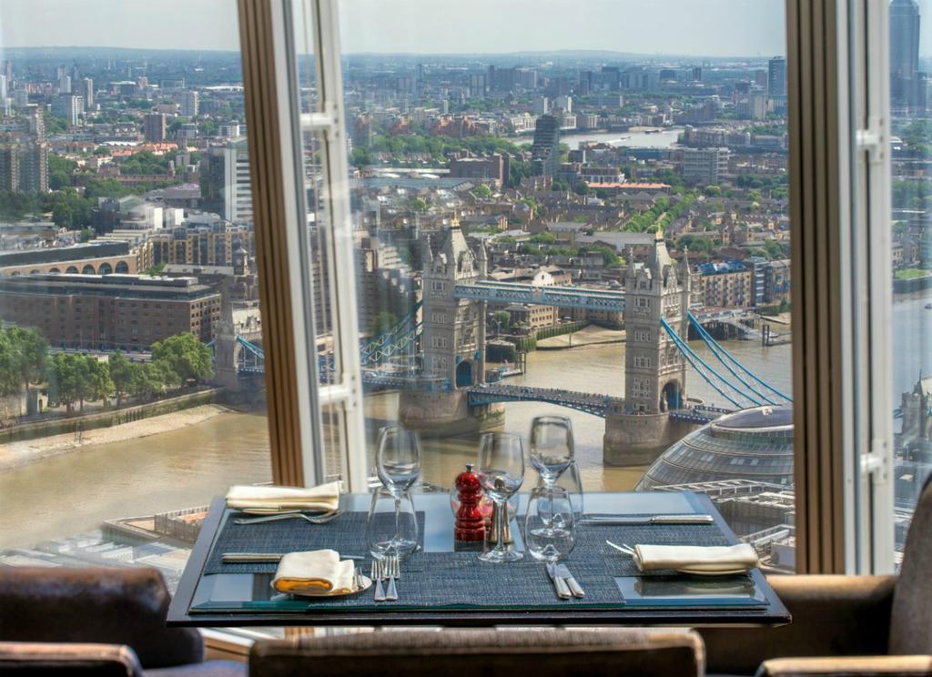 Shangri-La The Shard, London Exteriör bild The view from the restaurant